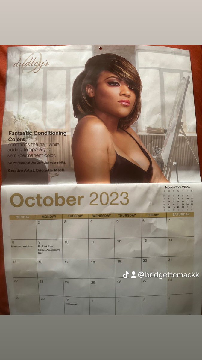 bridgettemack_'s tweet image. It’s the 1st of the Month!
#mymodel
#dudleysproducts
#October2023