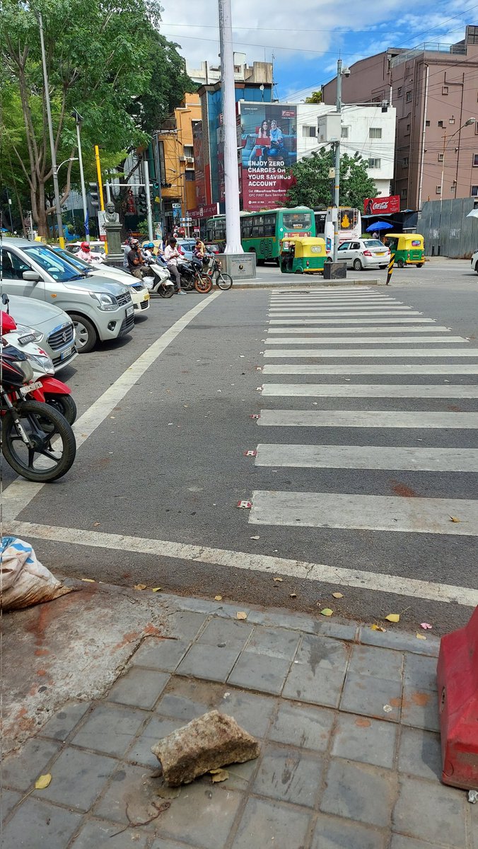 3rdEyeDude's tweet image. So lovely to see our @NammaBengaluroo people abiding by stop line rules. That too when @blrcitytraffic not asking anyone to go behind the lines ❤❤
Post something which made you happy today 🤩
#RoadSafety #Bengaluru #bangaloretraffic #Bangalore