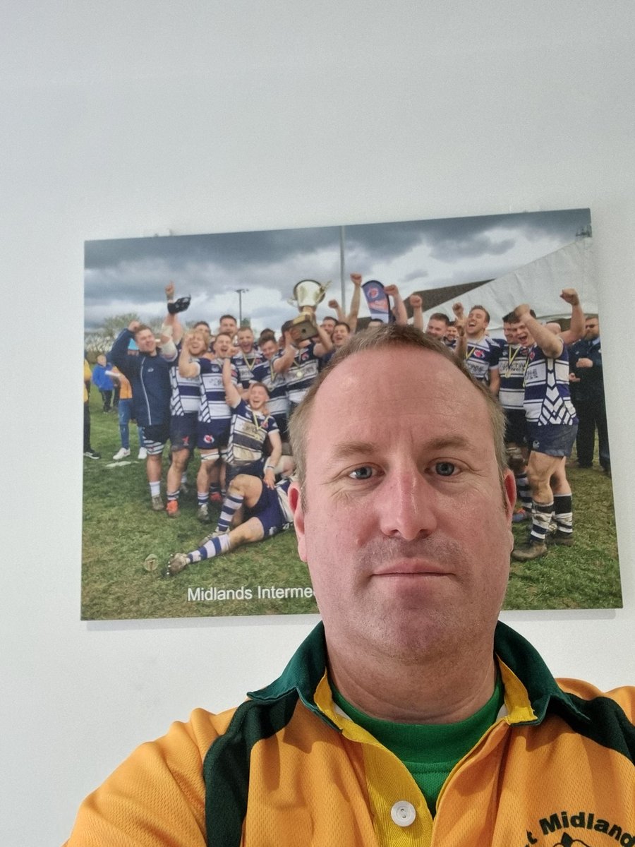 simoni101's tweet photo. Here at @buzzardrugby for their U16 XV vs @BuckinghamRUFC U16
#emrurs #KYBO #norefnogame https://t.co/cnQEknmqDO