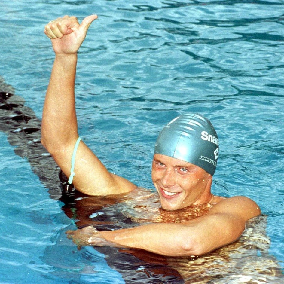 Coninews's tweet image. 🎂 Auguri a tre medagliati olimpici:  

⛸️ Elena Viviani, 🥉 nello short track a #Sochi2014 
🏐 Alberto Cisolla, 🥈 con l’Italvolley ad #Atene2004 
🏊‍♂️ Emanuele Merisi, 🥉 nei 200 dorso ad #Atlanta1996. 

#10ottobre #HappyBday @fisg_it @Federvolley @FINOfficial_