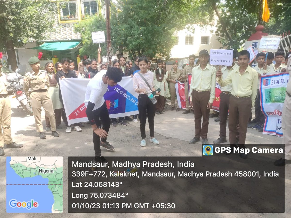 Team21R's tweet photo. 'Swaccha Hi sewa Awareness Campaigns was carried out by the Cdt of 21 MP Bn NCC, Ratlam at Mandsaur Jhabua, Ratlam, Sailana and  other sub units and made people aware through Rallies, Nukaad Natak and Shramdaan. Tree plantation was also carried out at Sailana and other districts. https://t.co/eoL0RNpNgT