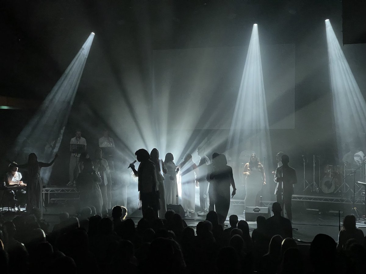 Tamsin Austin (@tamsinontour) on Twitter photo Glorious and uplifting night <a href="/FireStationSun/">The Fire Station</a> with <a href="/Voicesofvirtueg/">Voicesofvirtuechoir</a> and their special guests who took the roof off! Sending extra love to Matti & family. 🙏❤️ Glorious and uplifting night <a href="/FireStationSun/">The Fire Station</a> with <a href="/Voicesofvirtueg/">Voicesofvirtuechoir</a> and their special guests who took the roof off! Sending extra love to Matti & family. 🙏❤️