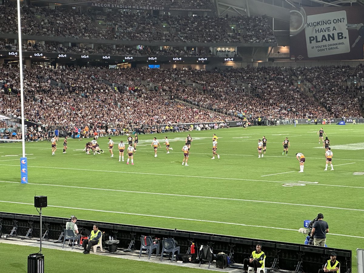 Craig Smith tweet media