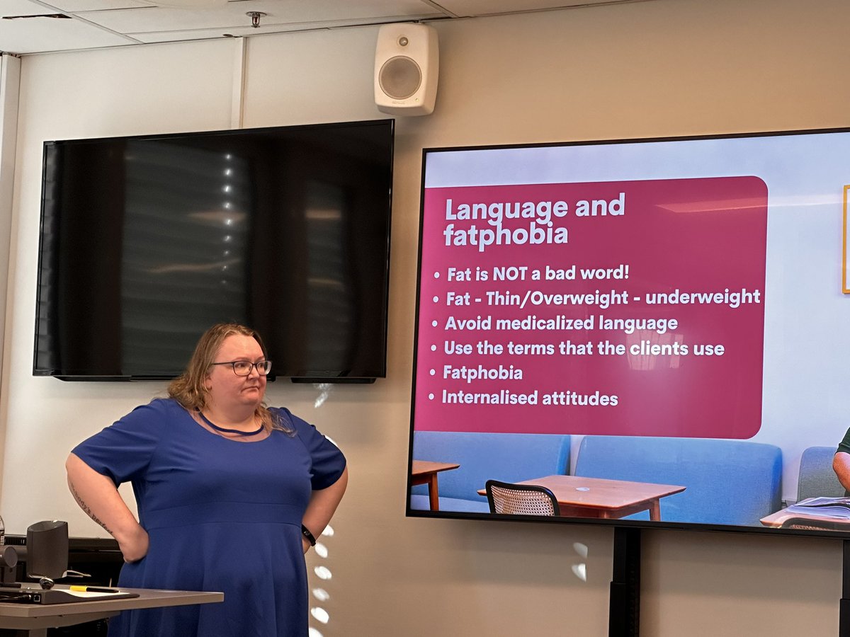 DacsFor's tweet photo. Mere #NACS og fra #DACS egne rækker @AudJektvik, studerende på vores Counselor hold 
This presentation will be based on is basen on work with the book "No more cake for you", a book about weight stigma in the healthcare system https://t.co/GSBF2IjP76