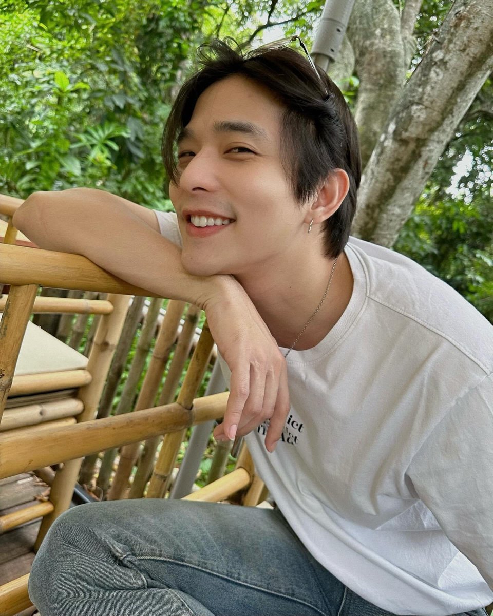 Happiness really looks good on you 🥹🫶🏻✨ <a href="/lee_thanat/">Lee_Thanat</a> 
#lee_thanat