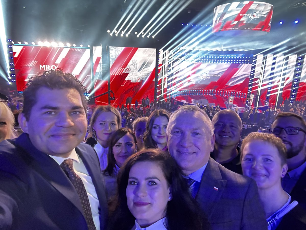 lucjuszn's tweet photo. #BezpiecznaPolska 🇵🇱 https://t.co/6lxvb3Z20u