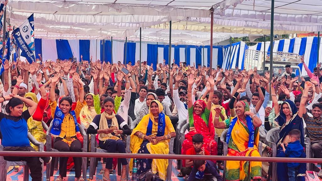 BhimArmyChief's tweet photo. फुलेरा विधानसभा (जयपुर ग्रामीण) मे��� आज "संविधान बचाओं यात्रा"। https://t.co/TOEQ56j2Qg