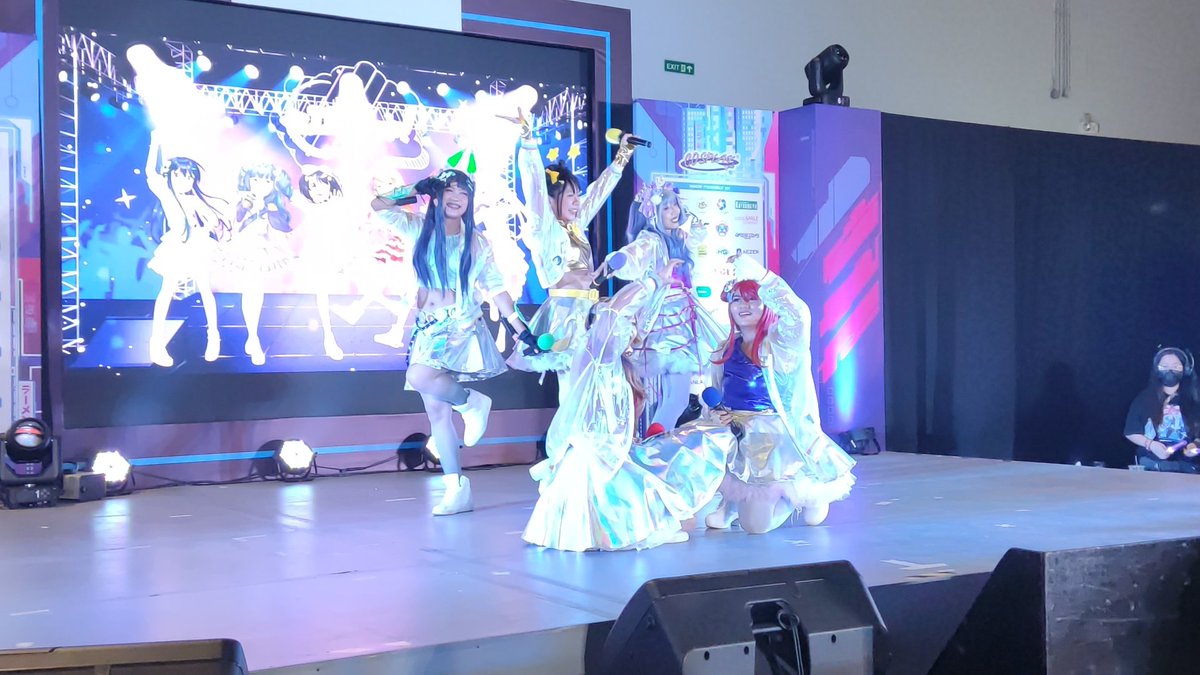 animePHproject's tweet photo. LOOK: Cosplay idol group @AIDreamin debut their original song "Reach The Stars" at the Cosplay Mania 2023 EX-Stage.

#CosplayMania2023 https://t.co/pAhQtKlkkS