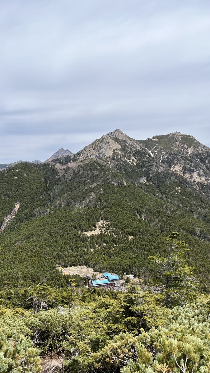 yam__om's tweet photo. 今年はGWの編笠山と山の日に至仏山、シルバーウィークに燕岳に登りました🚶‍♀️
山の日に登山したの初めてかもしれない！
あっ写真選びながら車山にも行ってたの思い出した https://t.co/cOZn4fYZ5I