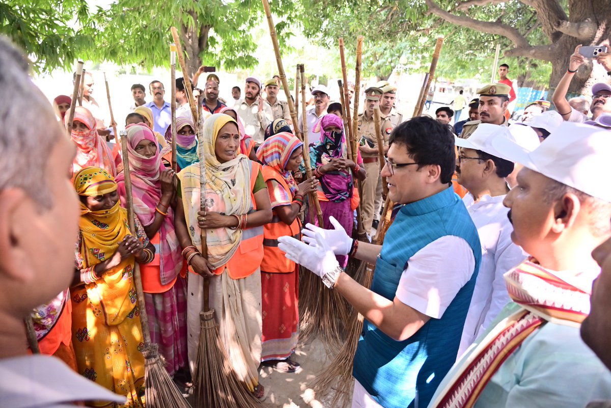 Nagar Palika, Hardoi tweet media