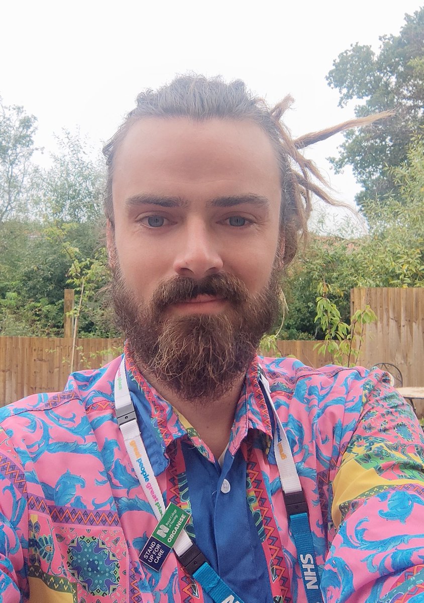 Hello Twitter, My name is Harry, and I'm a Clinical Nurse Specialist in Addiction. I am an RCN rep and an NHS campaigner. I will never stop fighting for our NHS. Please support by giving me a follow and a RT. If you stand by NHS workers, please post a 💙 #SOSNHS