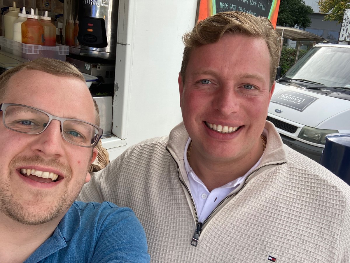 chris_copner's tweet photo. Cracking day at Ford UK Transit day. Ice to meet you @iamtomskinner 🍦 💥 https://t.co/vFDcVUQcfN