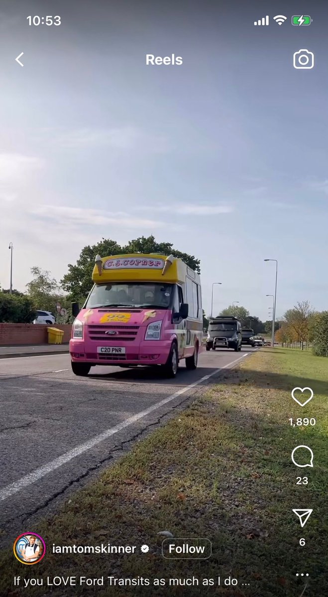 chris_copner's tweet photo. Cracking day at Ford UK Transit day. Ice to meet you @iamtomskinner 🍦 💥 https://t.co/vFDcVUQcfN