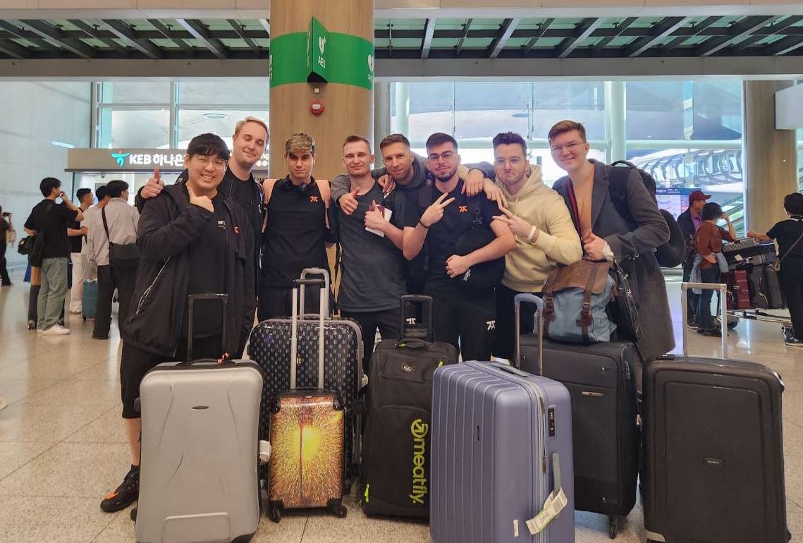 FNATIC's tweet photo. 안녕 한국! 🇰🇷 https://t.co/nlE3wzuJ8I