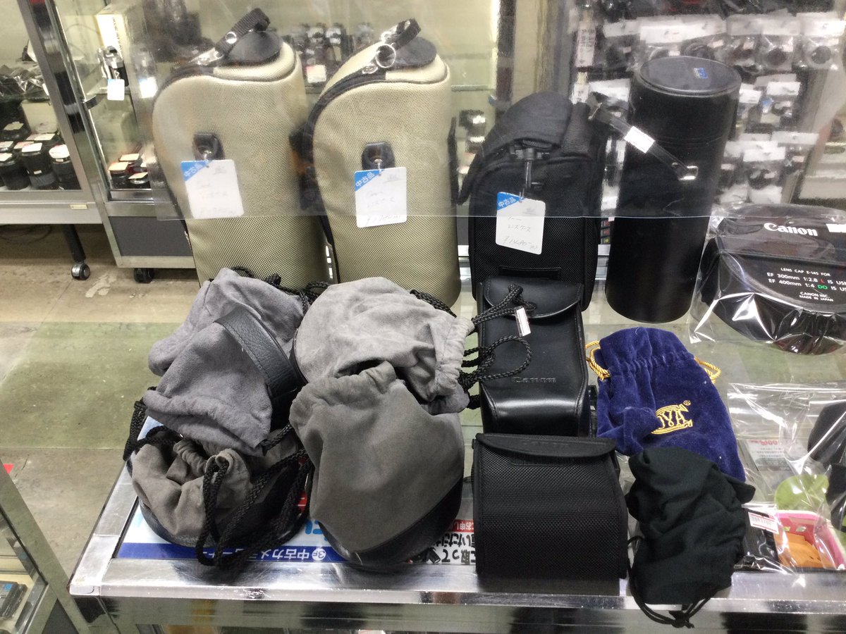 topcamerachuco3's tweet photo. ジャンク品、中古ケース等入荷しました(*`･ω･´) https://t.co/lgw9fuczR0