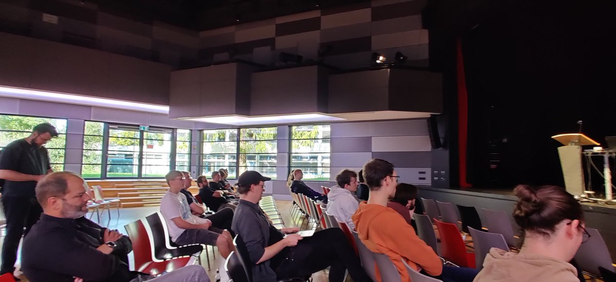 Auch wenn Xwitter tot ist möchte ich mich auf diesem Weg bei Paul und dem ganzen Team des #gcbt herzlich bedanken. Was für ein geiles Event, war richtig schön und freue mich jetzt schon darauf das Schwesterncamp <a href="/gamecampBT/">GameCamp Bayreuth</a> auch nächstes Jahr wieder zu besuchen :)