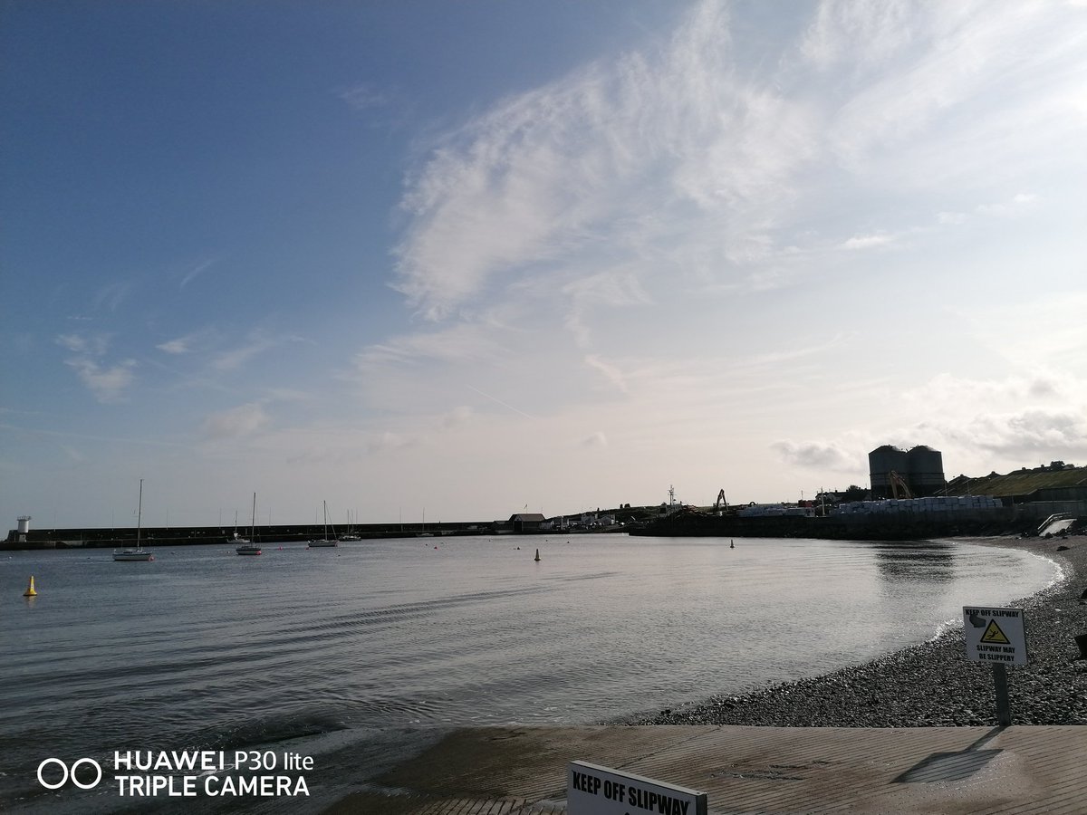 Bernieadufe's tweet photo. Hello October 😊❤️🌊🏊‍♀️
My salty friend was amazing considering it's October. No neoprene yet. I enjoyed my swim out &amp; then across the harbour. My salty friend was murky, cool but very calm &amp; welcoming. I'd be lost without my salty friend 
#SeaSwimming
#SwimmingLife
#OctoberSwim https://t.co/lAS1z7yhgj
