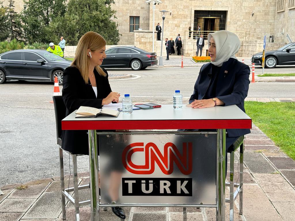 AvOzlemZengin's tweet photo. Dicle Canova ile @cnnturk canlı yayınındayız. https://t.co/4c8gFkmSmi