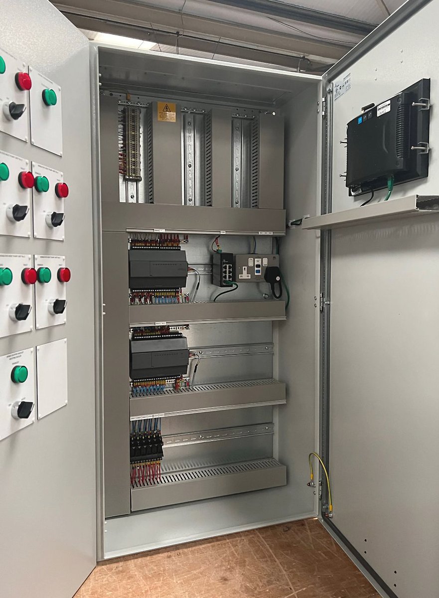 CromptonCntrls's tweet photo. Hope no-one gets offended by the 'P' word but here's some perfectly produced priority picked panel porn for your perusal...
https://t.co/OmgMmjldpB
#panelbuilding #controlpanels #BMS #panels #panelbuilder #controls https://t.co/HxzDshUZht