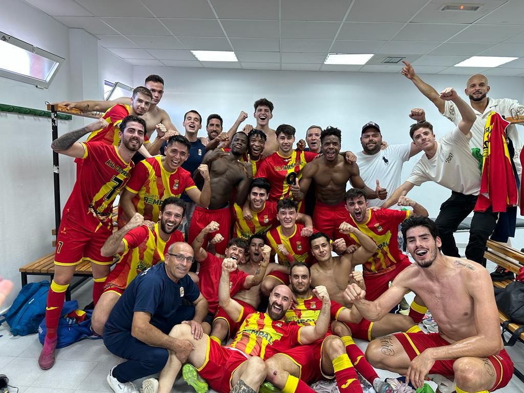 Felicitamos al A.D Seseña C.F, que ayer conseguía los tres primeros puntos de la temporada tras vencer a domicilio 0-1 al Sporting de Cabanillas. Enhorabuena!!