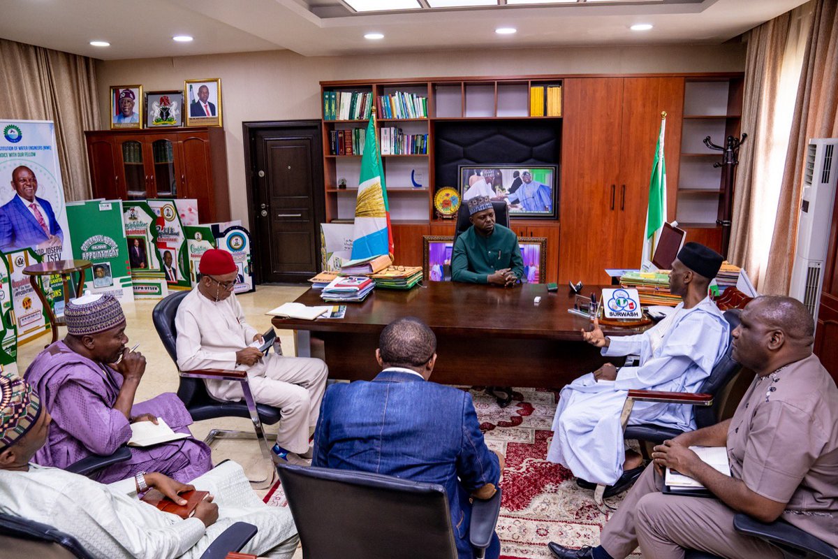 amcowafrica's tweet photo. During the visit, @amcowafrica’s Dr Mbaziira and Prof @JosephTerlumun discussed about the #AfricaSan7 Conference, efforts towards developing a post-2025 Africa Water Vision, the future of AMCOW and its hosting agreement, and other global water sector priorities. https://t.co/2qOcr8QAvT