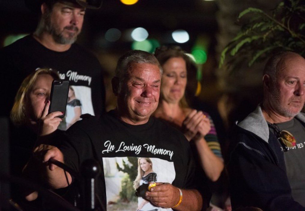 @LauraLoomer @FBI Family members of those killed in the Oct 1 shooting grieve while the names of their loved ones are read at the Las Vegas Healing Garden. #VegasStrong #VegasStronger #RJnow