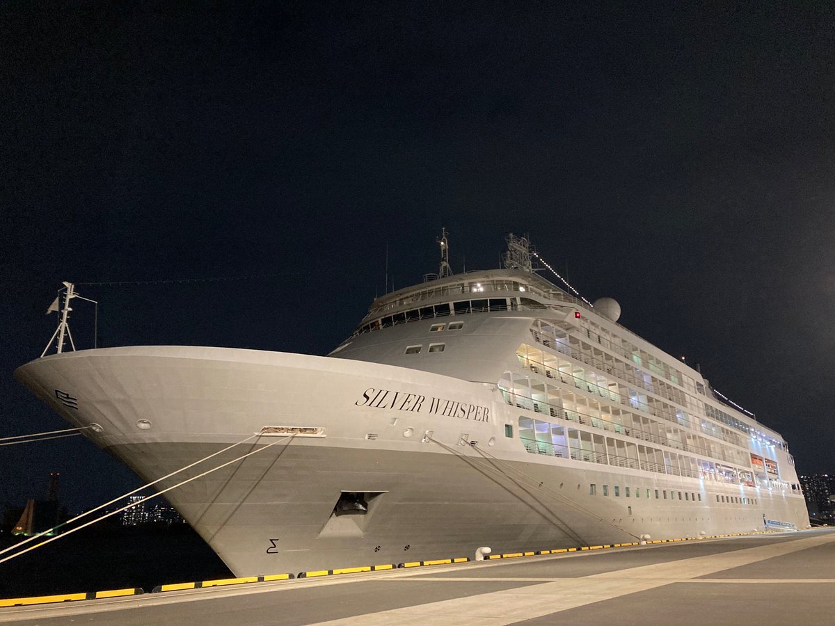 Cruise_Terminal's tweet image. 今朝入港した「SILVER WHISPER」が今出港しました⚓️
また東京港入港するのを待ってまーす🛳
やはり船と夜景はイイ🌃
#東京国際クルーズターミナル
#クルーズターミナル
#SILVERWHISPER