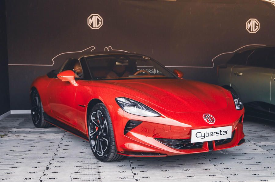 CarReward's tweet image. A new MG Roadster for £55k? The Cyberster is the first all-new sports roadster to carry the iconic octagonal MG badge since the MG F in 1995. #MGCyberster #MG #GoodwoodFestivalOfSpeed

buff.ly/3RHKDxJ