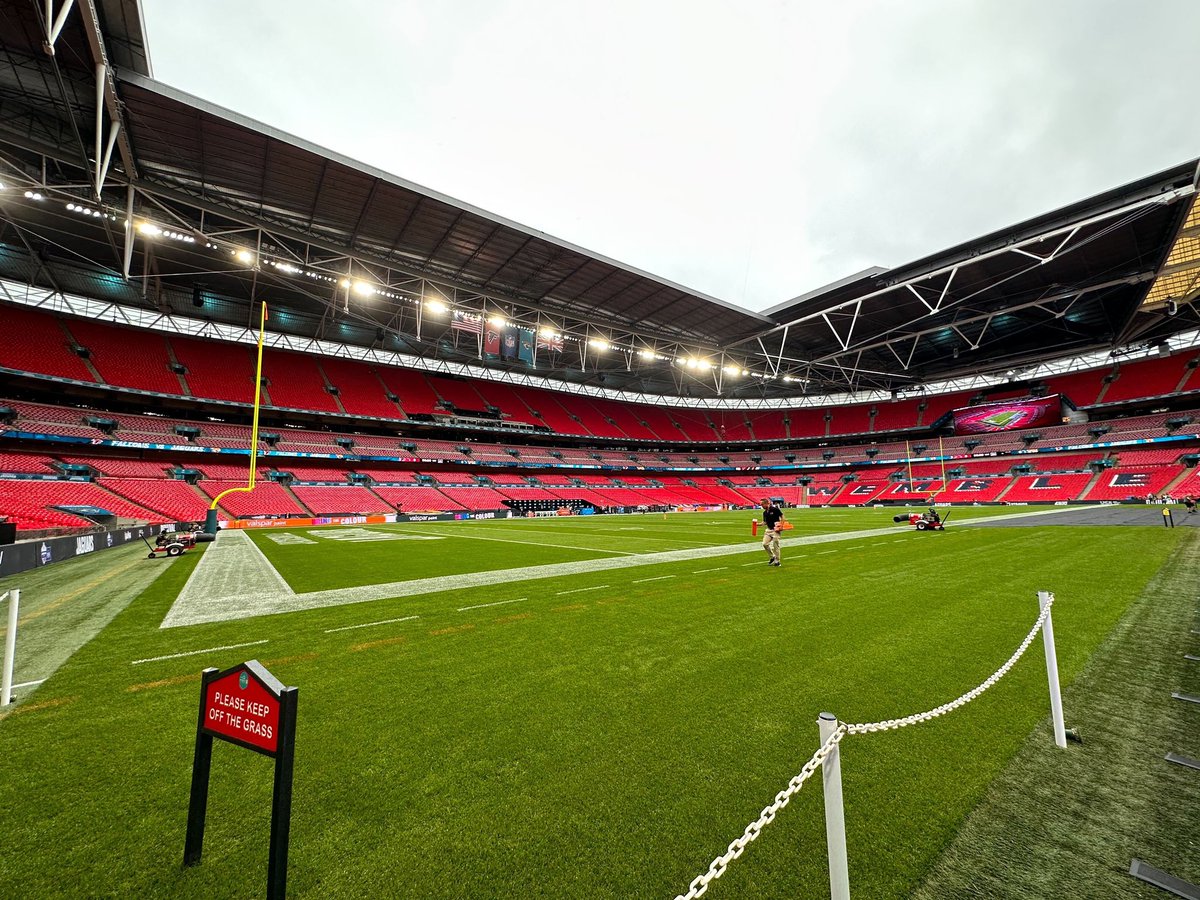 NFL's tweet image. Scenes from Wembley 🇬🇧

#ATLvsJAX 9:30AM ET on ESPN+
Also available on #NFLPlus