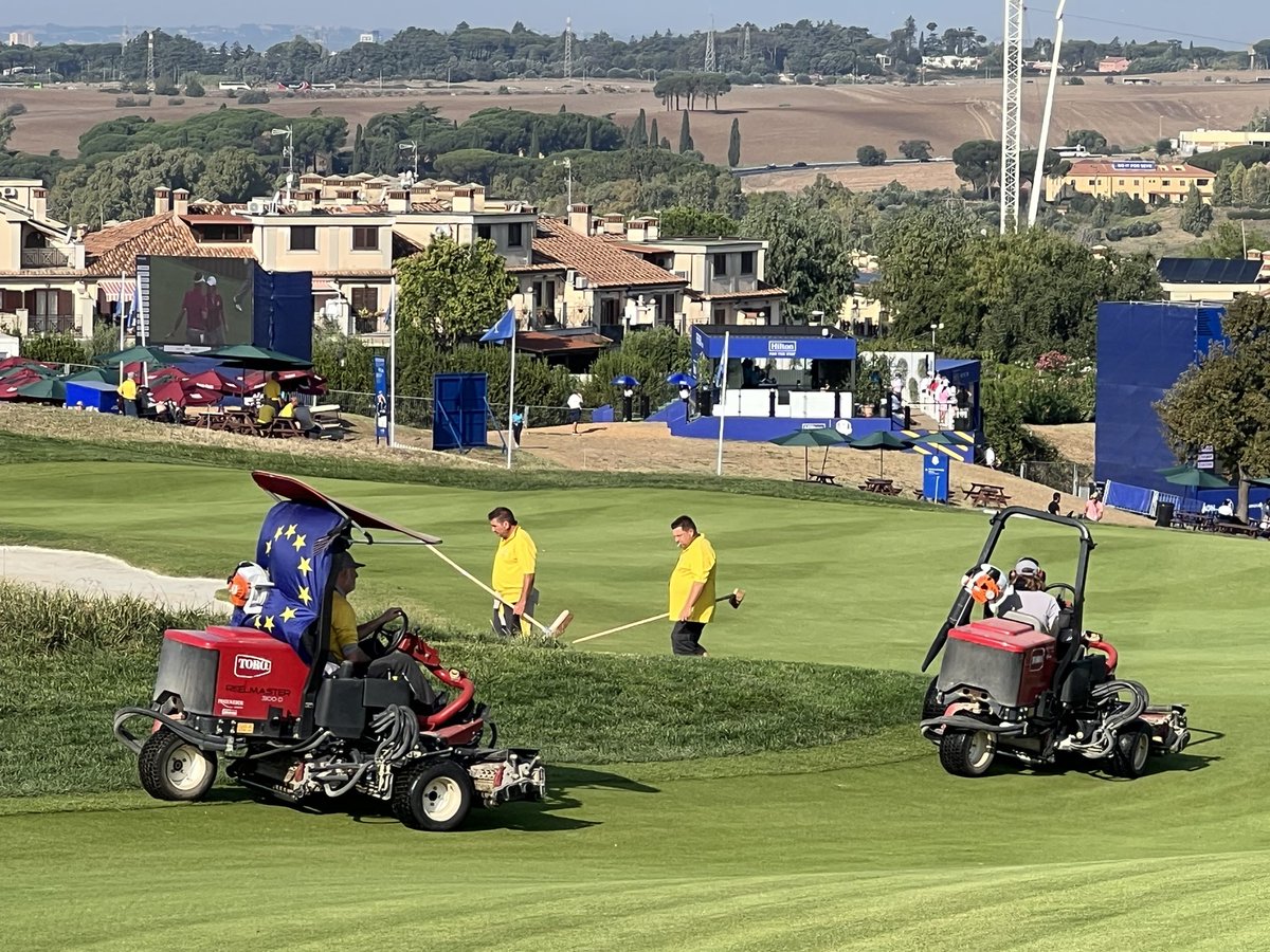 Sunday is underway @RyderCup The volunteers and @MarcoSimoneGolf team led by @Lara__Arias and @Reyes_Golf have been relentless in their pursuit of excellence. Congratulations on a job well done. Essential to golf’s success!