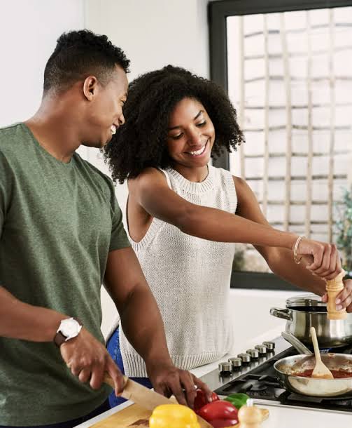 Kama wewe hapo nikijana wakiume au wakike, una miaka kati ya 20-30, unatakiwa kusoma huu uzi.