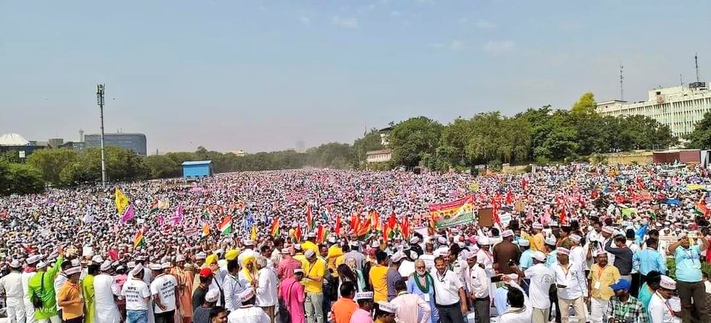 nitinagarwalINC's tweet photo. दिल्ली के रामलीला मैदान में पुरानी पेंशन की मांग को लेकर देशभर से सरकारी कर्मचारी जुटे हैं।

लेकिन गोदी मीडिया में आपको इसकी कोई चर्चा नहीं दिखेगी https://t.co/jaKvnaV5Ij