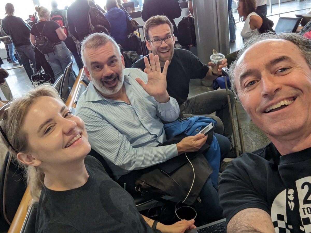 Shaun Smith 🇨🇦❤️🇺🇦 tweet media