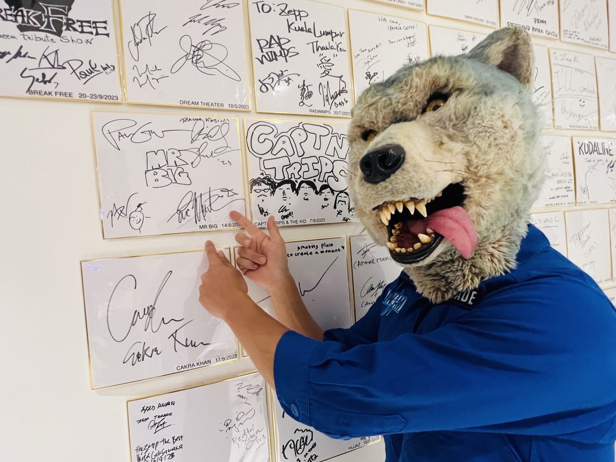 mwamjapan's tweet photo. WOP Asia Tour DAY 8!!!!!!!
at. Zepp Kuala Lumpur

Asia Tour Final Day has come!!!!!!!!!!!!!!!!
Lovery🫶‼️‼️‼️

Com’n Kuala Lumpur!!!!!!!
Bring it on !!!!!!!!!!!!

#MANWITHAMISSION
#MWAM
#MWAM_WORLDTOUR
#Malaysia
#ZeppKualaLumpur https://t.co/CpYLXvh9bF