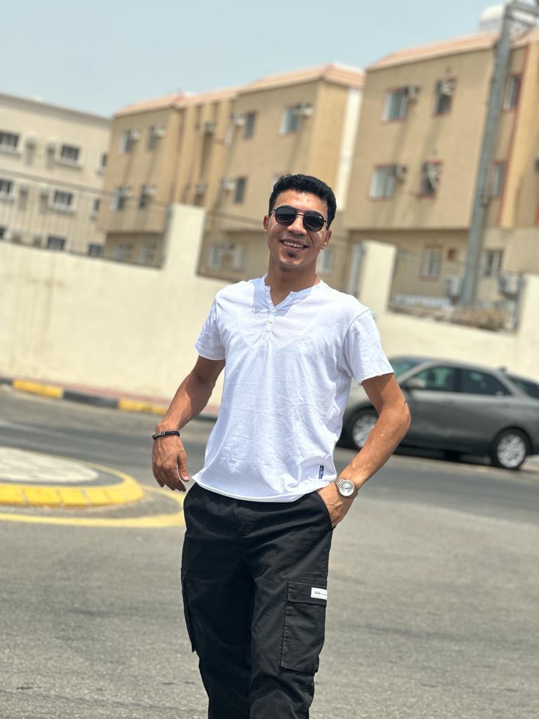 Mostafa07819970's tweet photo. السعي كله في حتة و توفيق ربنا حتة تانية خالص. ربنا يرزقنا التوفيق.🤍❤️🫀 https://t.co/smB0pKF0Ns
