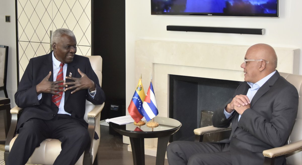 Pdte. de Asamblea Nacional del #PoderPopular de #Cuba🇨🇺,Esteban Lazo, sostiene en Moscú encuentro bilateral con Pdte. de Asamblea Nacional de la hermana República Bolivariana de #Venezuela🇻🇪,<a href="/jorgerpsuv/">Jorge Rodríguez</a>,en el marco de Conferencia Parlamentaria Internacional "Rusia-América Latina"