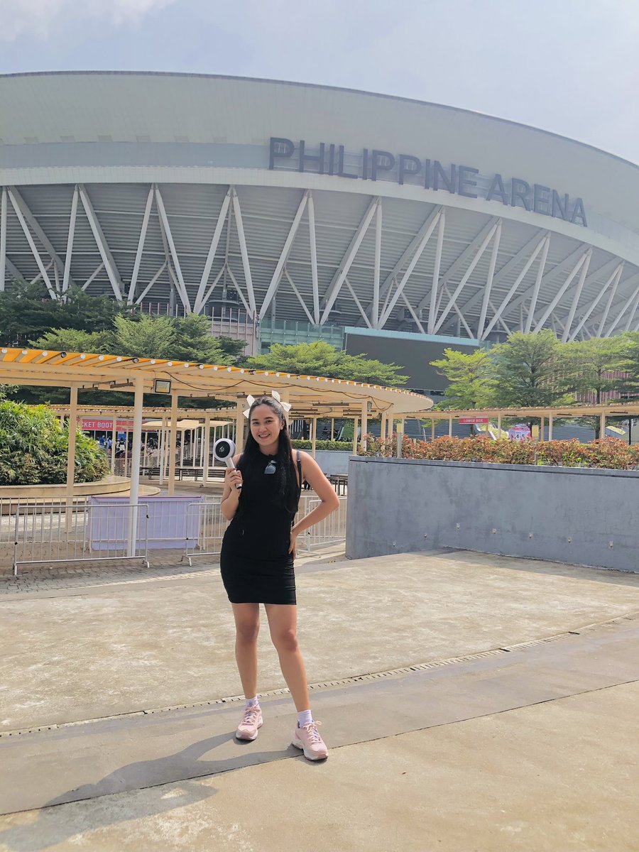 mdengr_'s tweet photo. TWICE CONCERT | 09.30.2023 #TWICE #Day1 #TWICE_5TH_WORLD_TOUR_BULACAN https://t.co/nYmcgANRvs