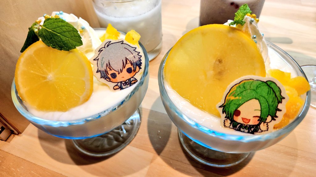 874_h17sg's tweet photo. 昨日だけどカフェ行ってきたー！！
アニメ待ちきれない楽しみ🫶 #Bプロ

卓上に飾れそうなアクスタが探せなくて
CD持ってってるのほんとジワる
今回もほとんど自引きできませんでした🤟 https://t.co/hNHgomR62b