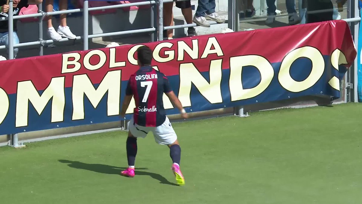 SerieA's tweet photo. Mamma mia che gol Orso! 🐻 #BolognaEmpoli 1-0 https://t.co/O8uVvLUEEF