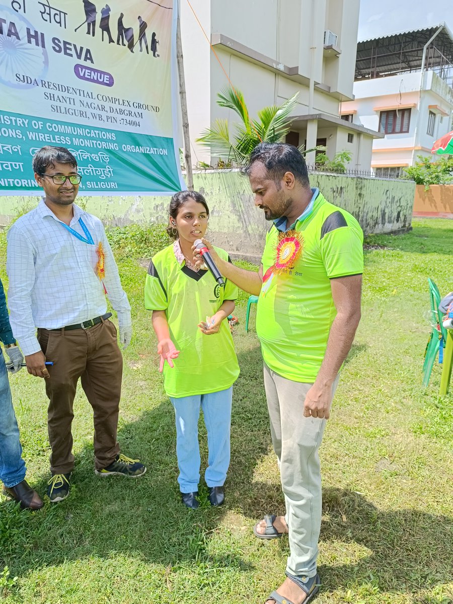 Wms_siliguri's tweet photo. WMS Siliguri, DoT Swachhata event successfully completed with great support from NSS volunteers, Gram Panchayat and Local Citizens #SHS2023 #SwachhataHiSeva #SwachhBharat https://t.co/hEfTK8pkmr