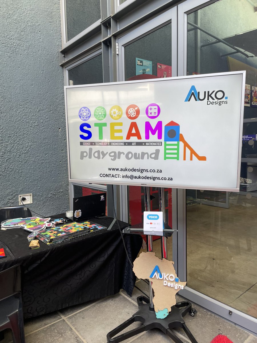 fakugesi's tweet photo. 1 October - Family & Maker Day
A special day for families with children. This is the perfect space for you to introduce your children to the future of digital creativity. From activities in animation, video games, music, & AI, to exhibitions in VR, animation. #MoreFlow @TshimologongIT