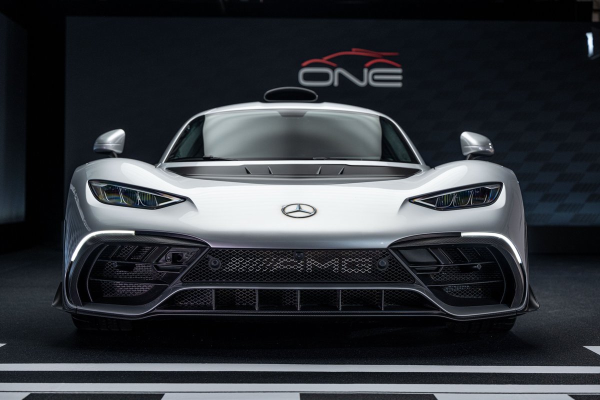 ShareGamePlay's tweet photo. Which car would you rather see in GT7?🤔

🔃Retweet for Mercedes-AMG One
❤️Like for Koenigsegg Jesko

#GT7 @MercedesAMG @koenigsegg
