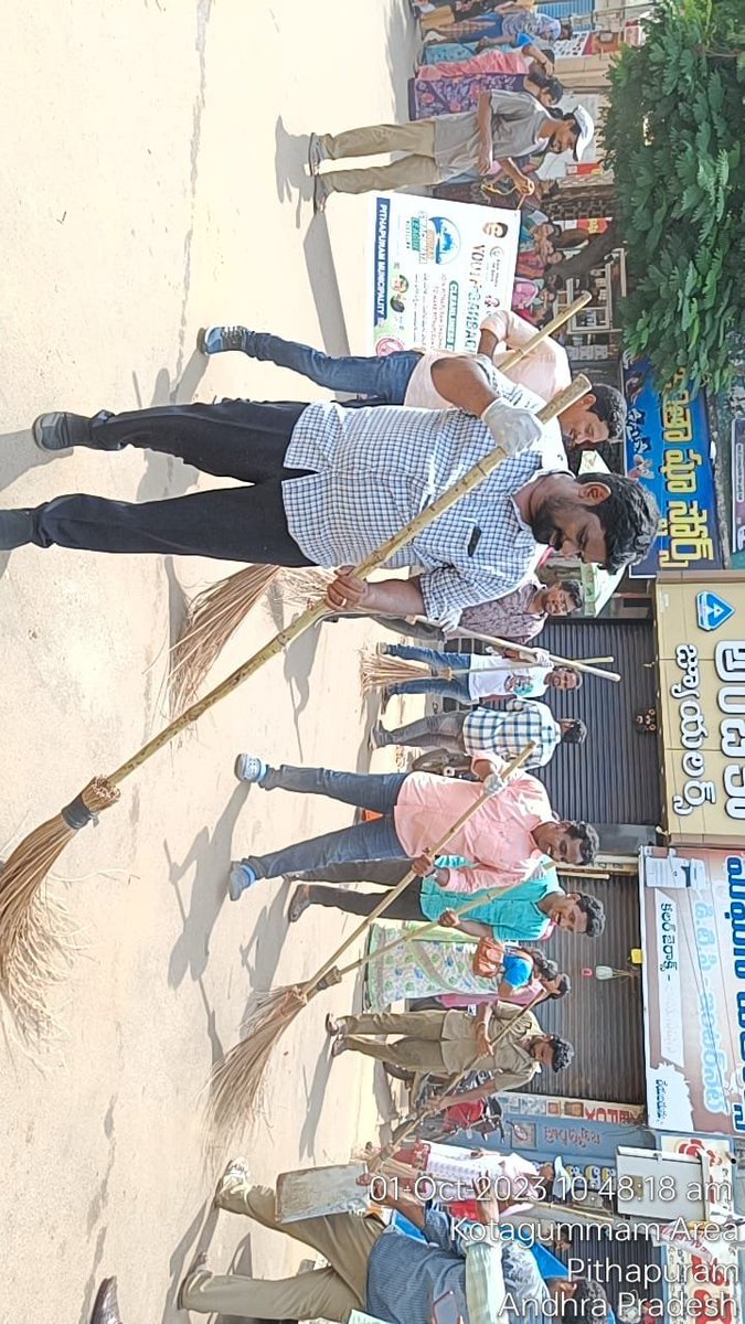 PithapuramM's tweet photo. @PithapuramM conducted #EkTareekhEkGhanta program at Kotagummam Centre as part of #SwachhataHiSeva @SbmUrban @SwachSurvekshan  @SwachhBharatGov https://t.co/hpWSovkBDP