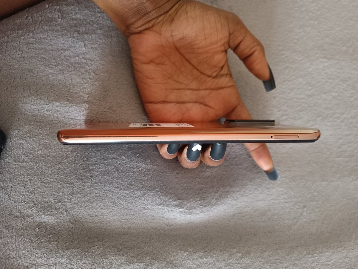 Redmi note 10 pro max (Indian version) for sale, going at MK260,000 (negotiable ndithu). 128GB, 6GB RAM Perfect condition (lady driven☺️) Fast charging charger Location: Lilongwe Retweet please ❤️