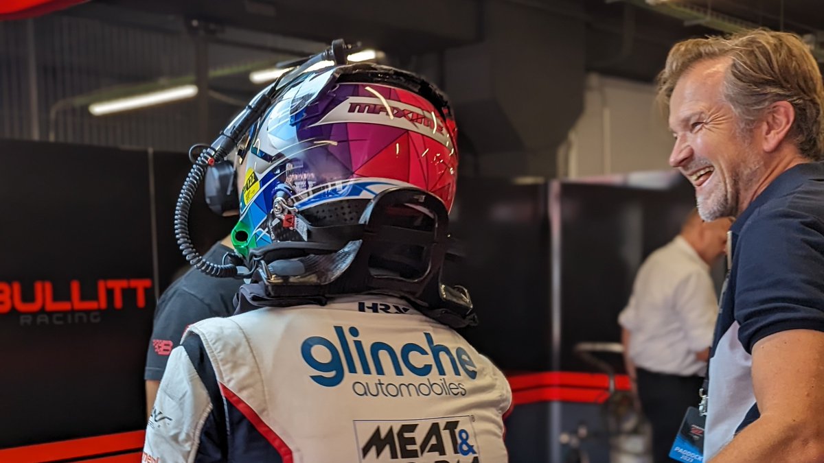 A great start from Maxime who had a great opening lap to vault P6 Silver Cup from the outset. A slightly shortened stint to take advantage of the SC. Jacob back out P8/33.

#AMR | #GTWorldChEu | #FestivalVelocidadBCN