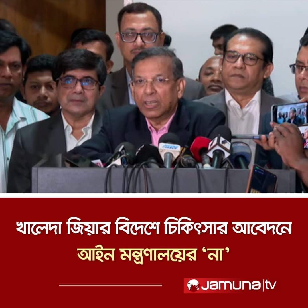 মনে হচ্ছে সোজা আঙ্গুলে  ঘি উঠবে না,
 ঘি উঠাতে হলে আঙ্গুল টা একটু বাঁকা করতে হবে