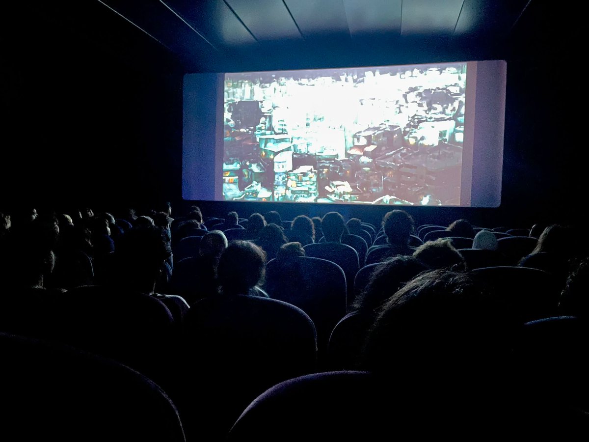 Full house at the #EuropeanFilmFestival short film competition! 12 young Lebanese filmmakers are competing for exciting prizes offered by EU Member States. Curious to see who will be the winners this year 📽