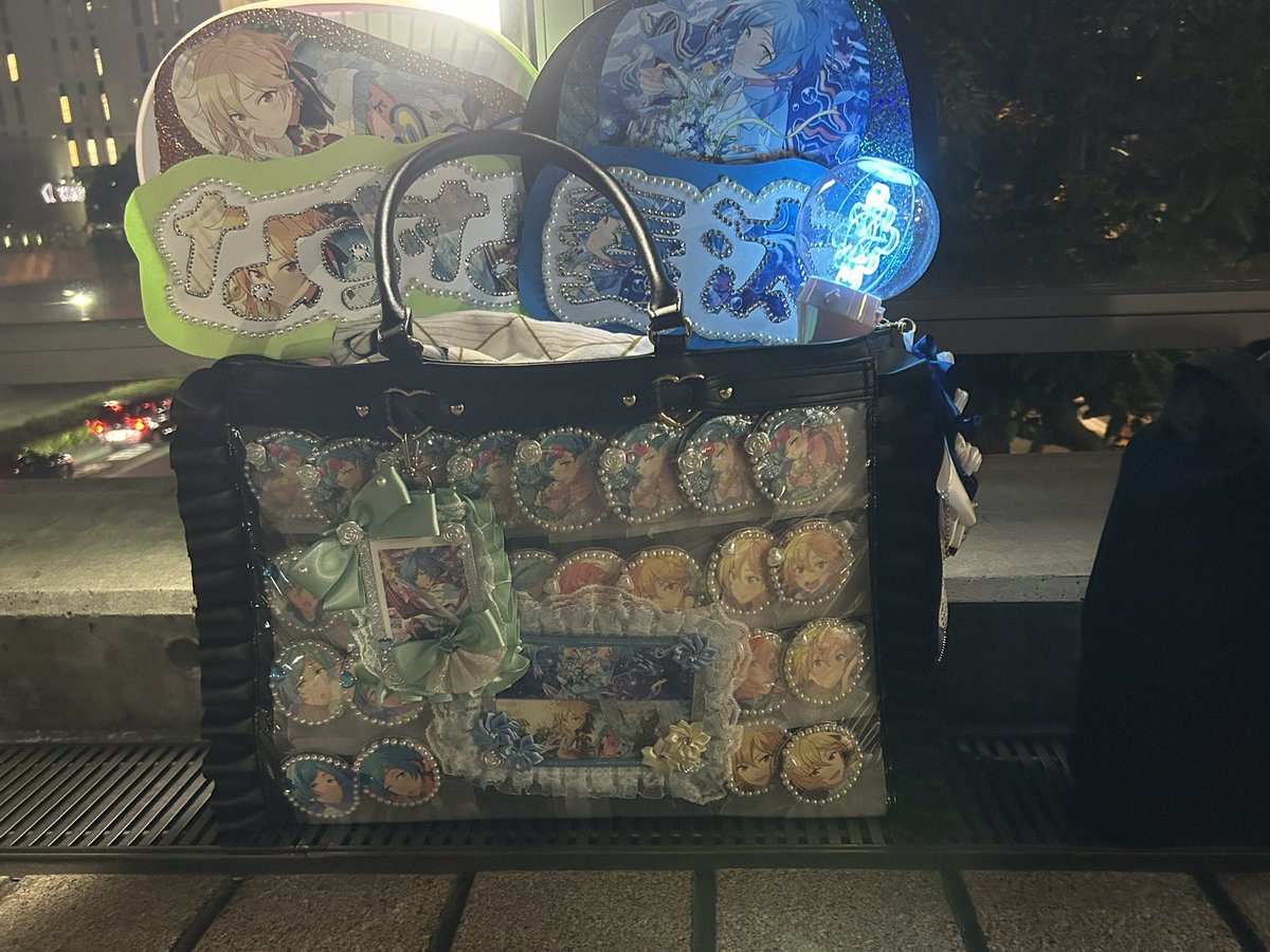 Alice33190927's tweet photo. 最高なスタスォニでした！！
2日目しか行けなかったけど、たくさんの出会いと、再会、があり
流星隊、Ra*bitsの最高に好きな曲が聞けて、ほんとに楽しかったです！！
何年後になるのか分からないけど、奏汰センター曲をフルで聞ける日を楽しみにしてます🥰🥰
 #スタスォニ https://t.co/5SAHQ7uh9Y