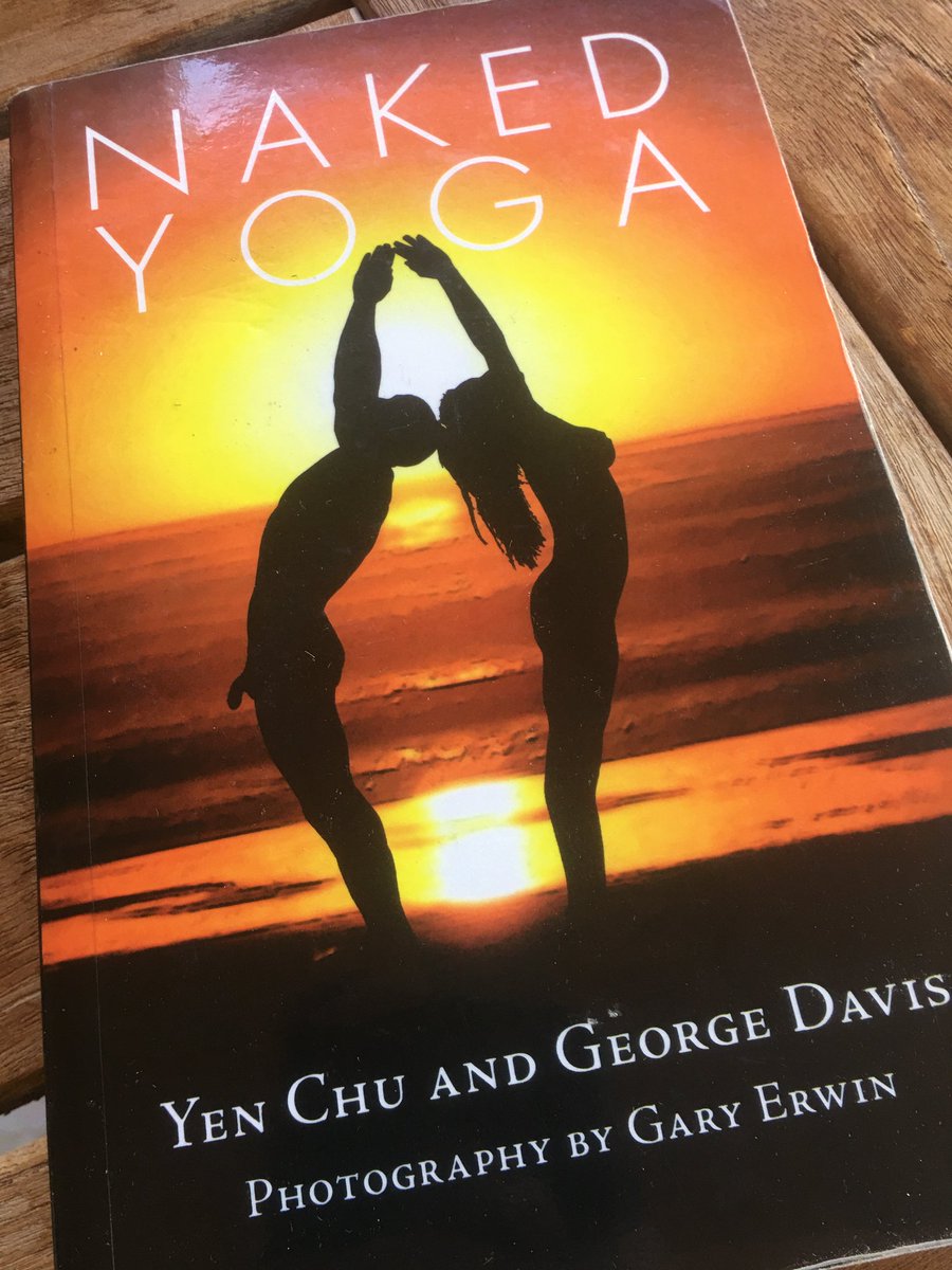 nudeactivism's tweet photo. I’ll be at the @CastroStFair today, Sunday 1 October, offering 15min mini #NakedYoga classes & selling My Book #NakedYoga. Look for the blue banner of the “Fans of Urban Nudism” ( booth #c114 )!
SanFrancisco🇺🇸USA
#NudistWelcomingMerchants
#NudistAuthors https://t.co/8avtU54RY2