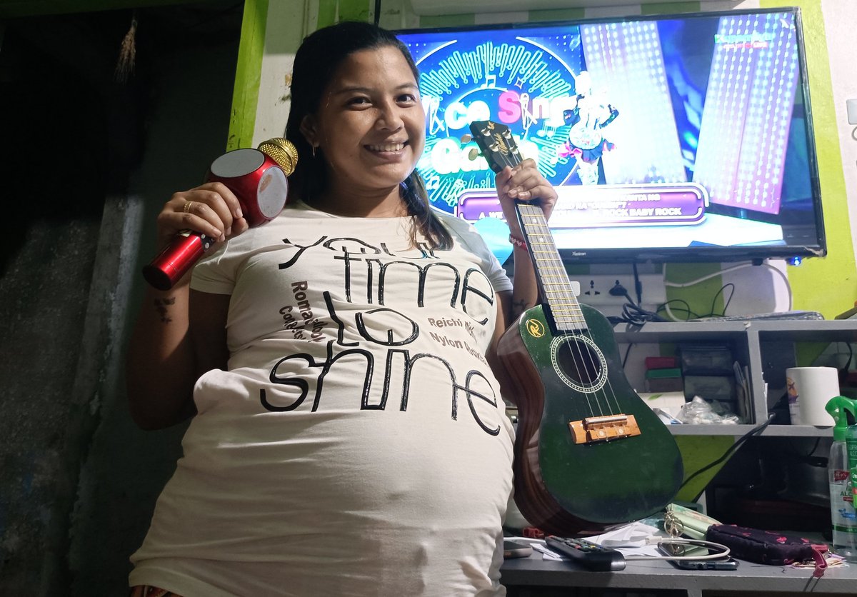 MsKathUbalde's tweet photo. @rsplawers VICE SING GANDA A #EverybodySingGig 
Watching from CALOOCAN CITY
Manifesting to win meme vice birthday ko po bukas and kabwanan ko na rin po sa panganganak ko godbless po🙏🙏❣️❣️❣️ https://t.co/pPa7q67F6i